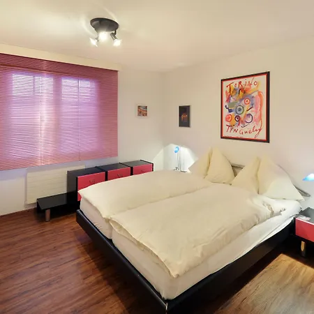 Eiger - Hotel apartamentowy 3*